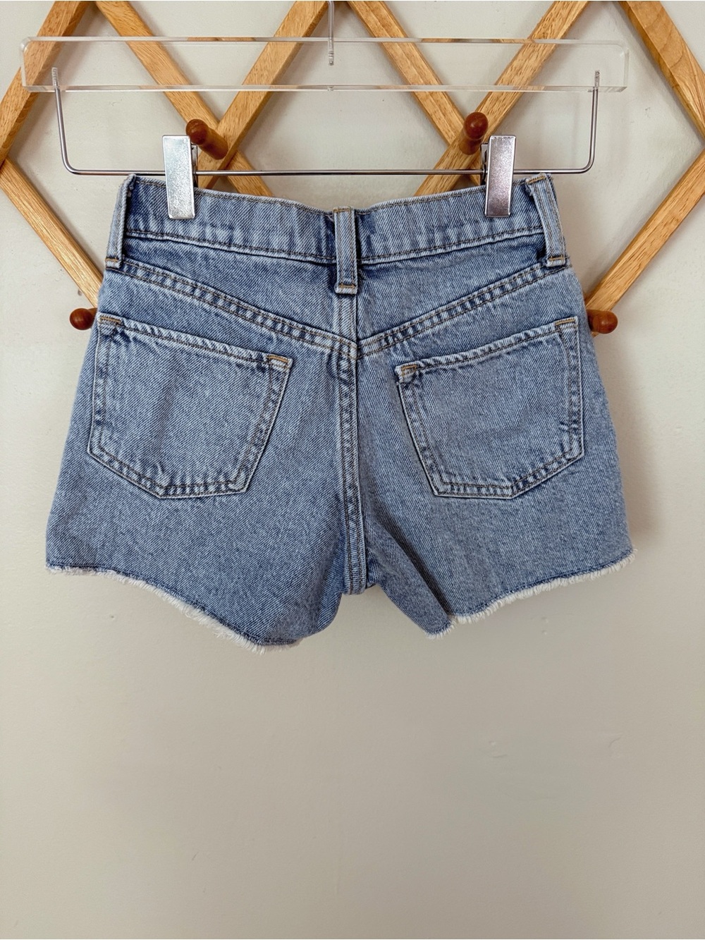 Old Navy Girls 8 Star Distressed Denim Shorts Frayed Hem Adjustable Waist - Picture 7 of 7